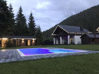 Дома для отпуска Berghaus Буковель Дом для отпуска-1