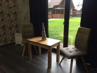 Дома для отпуска Berghaus Буковель Дом для отпуска-6