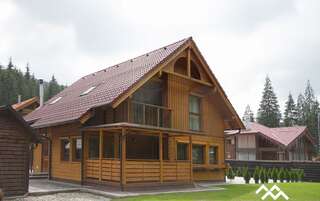 Дома для отпуска Berghaus Буковель Дом для отпуска-6