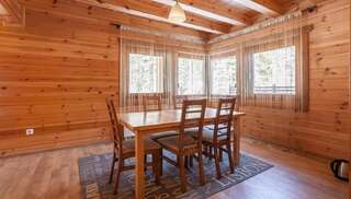 Дома для отпуска Berghaus Буковель Дом для отпуска-16