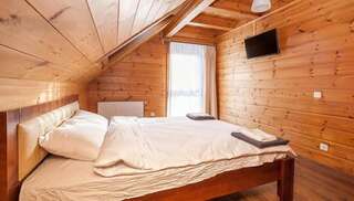 Дома для отпуска Berghaus Буковель Дом для отпуска-29